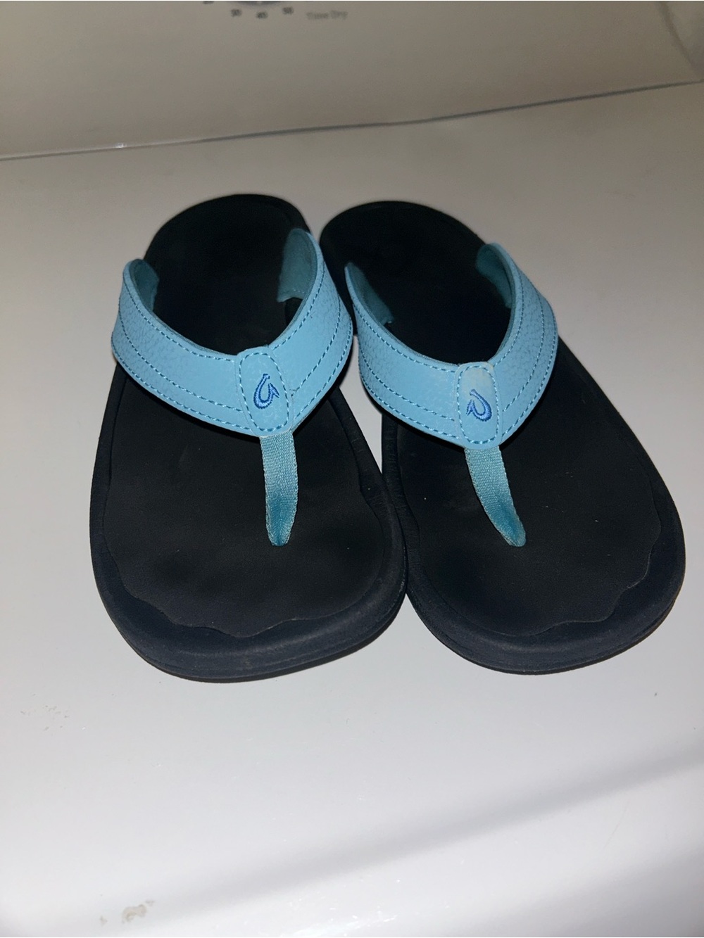 Olakai Ohana arch support sandals flip flops size 9
